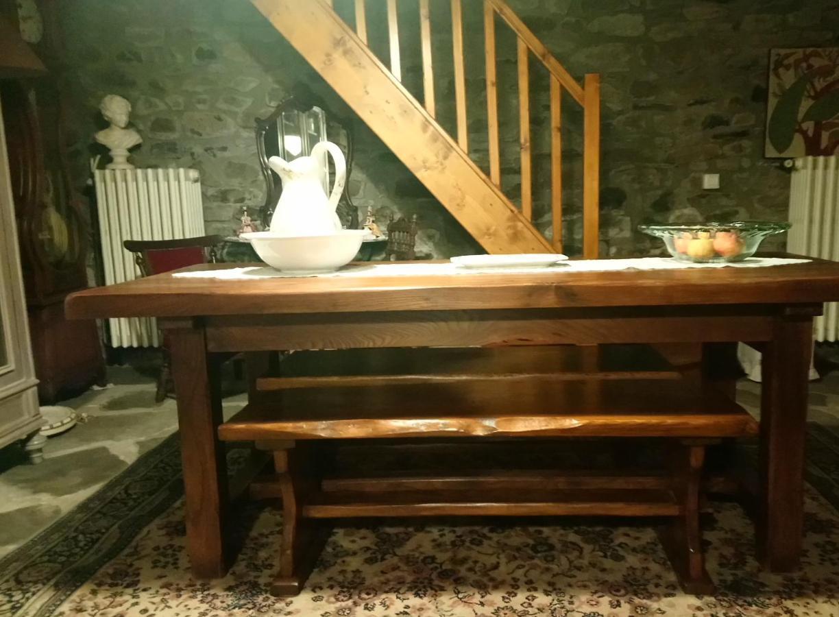 La Ferme Du Crie Panzió Chaudeyrolles Kültér fotó